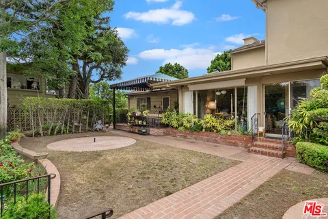 $7,500,000 | 570 South Beverly Glen Boulevard, Los Angeles, CA 90024