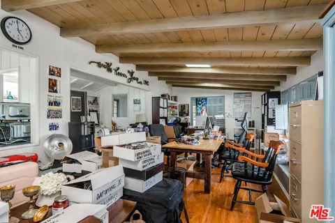 $7,500,000 | 570 South Beverly Glen Boulevard, Los Angeles, CA 90024