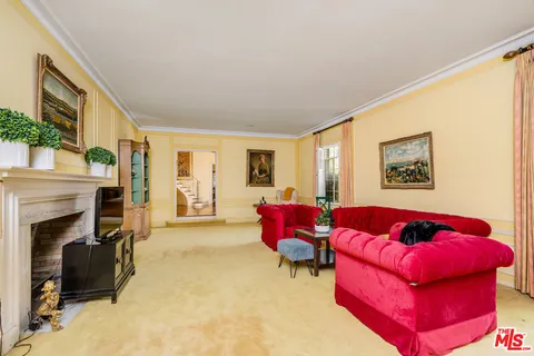 $7,500,000 | 570 South Beverly Glen Boulevard, Los Angeles, CA 90024