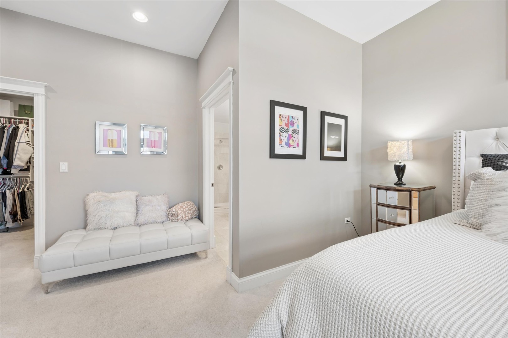 3755 North Racine Avenue, Unit 3C Chicago, IL 60613 - Photo 20 of 36 a bedroom with a bed and a couch