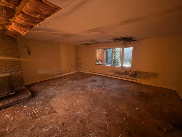 $325,000 | 31 Birch Hill Road, York, ME 03909