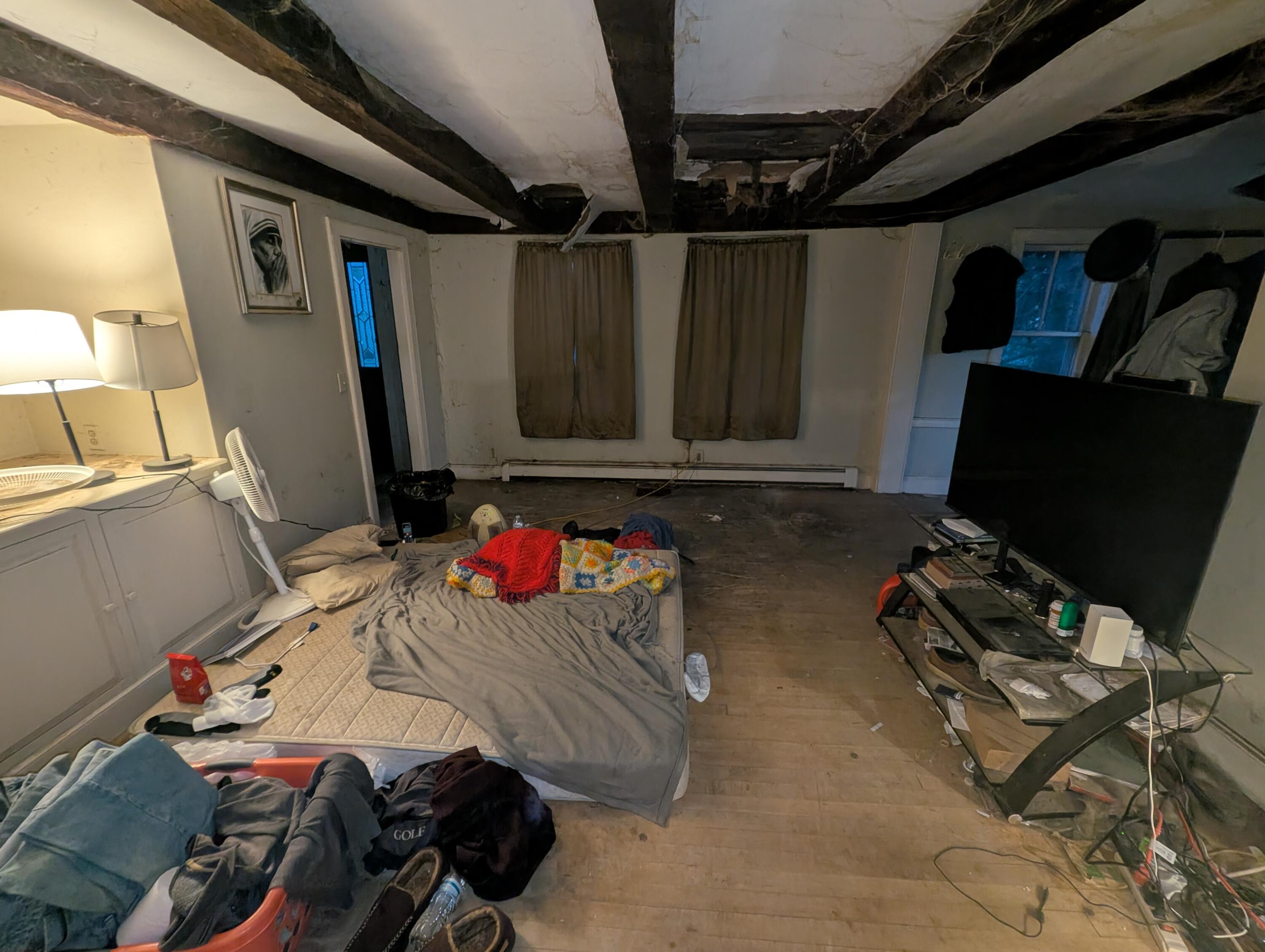 31 Birch Hill Road York, ME 03909 - Photo 14 of 20 PXL_20251201_212125135.RAW-01.COVER