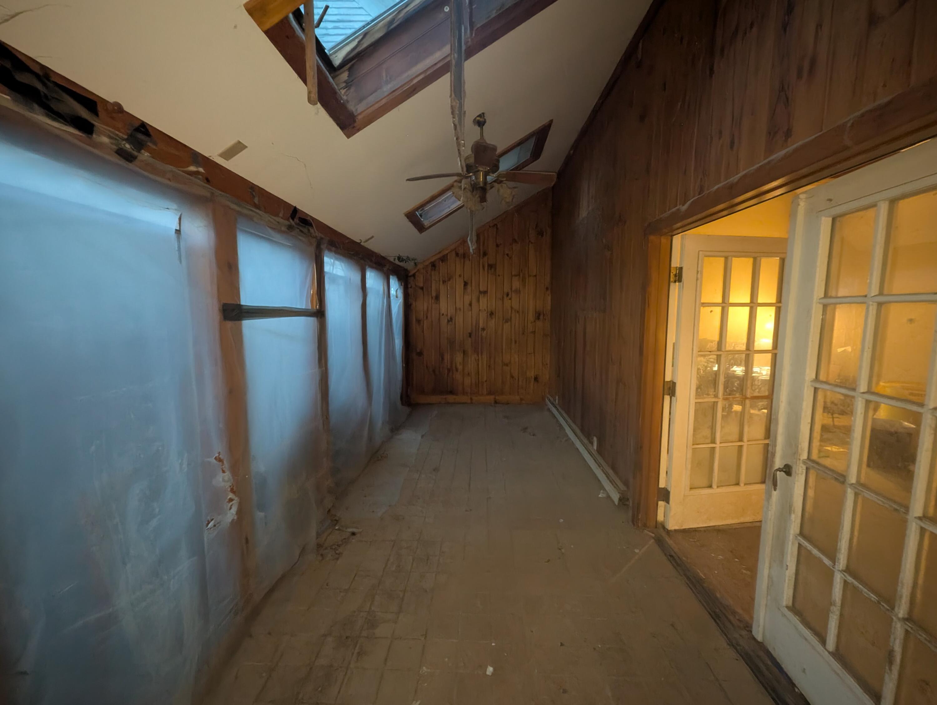 31 Birch Hill Road York, ME 03909 - Photo 17 of 20 PXL_20251201_212029716.RAW-01.COVER