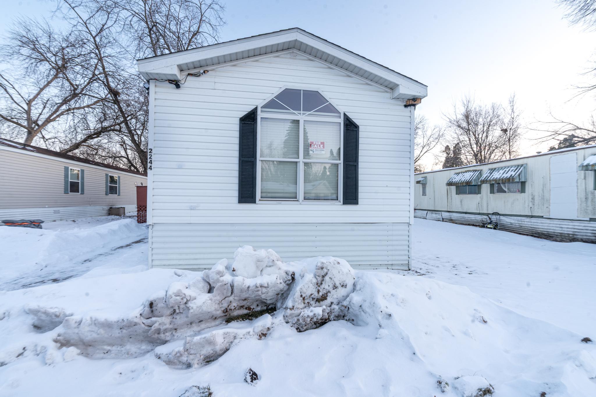 2244 Buckingham Lane Mounds View, MN 55112 - Photo 2 of 17