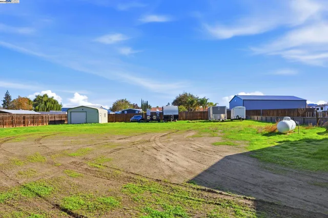 $1,249,000 | 34724 Bernard Road, Tracy, CA 95377