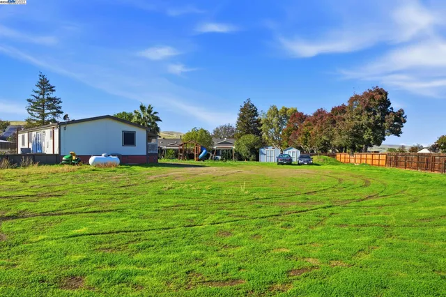 $1,249,000 | 34724 Bernard Road, Tracy, CA 95377