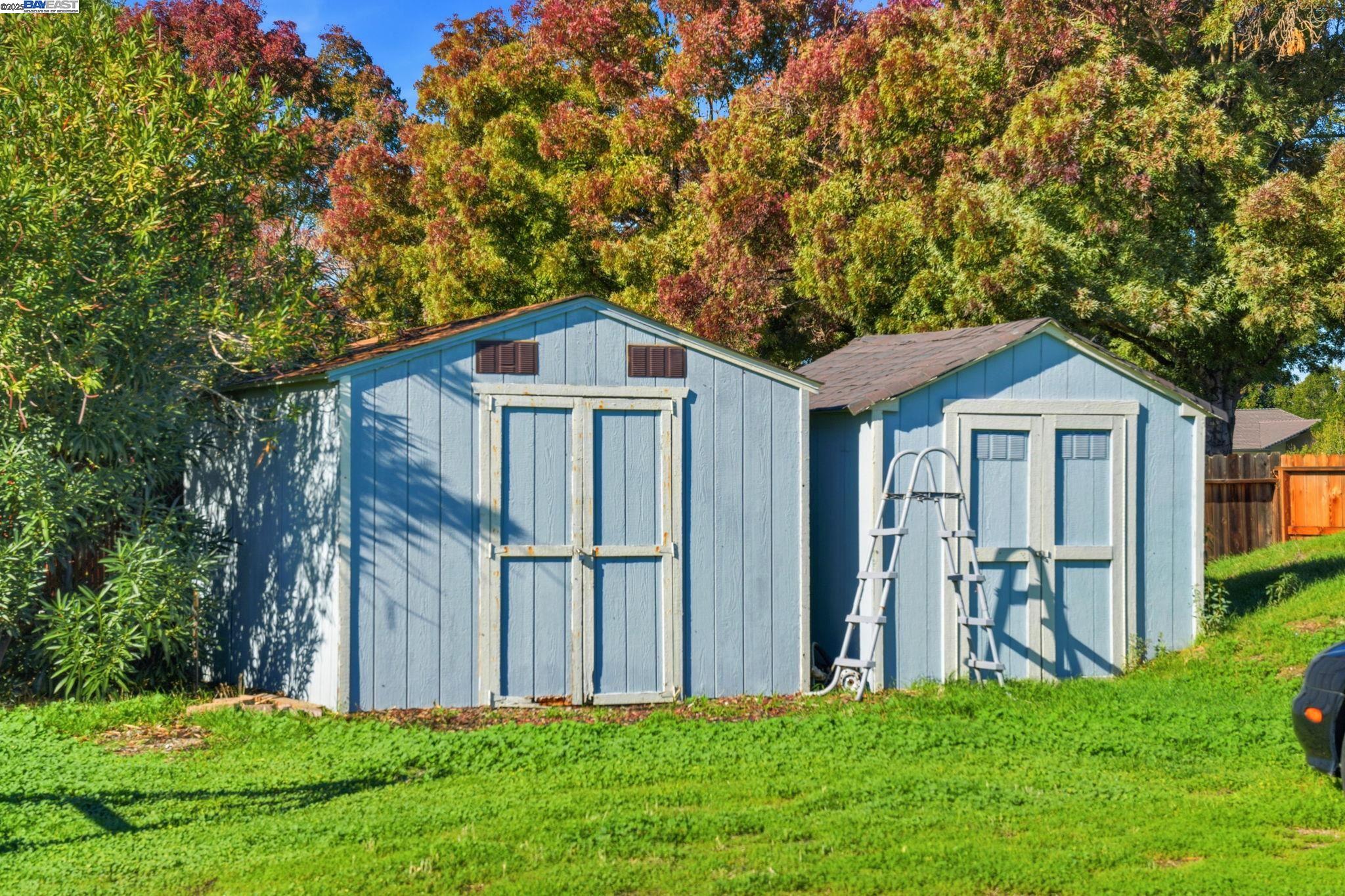 34724 Bernard Road Tracy, CA 95377 - Photo 60 of 60 a front view of a house with a yard