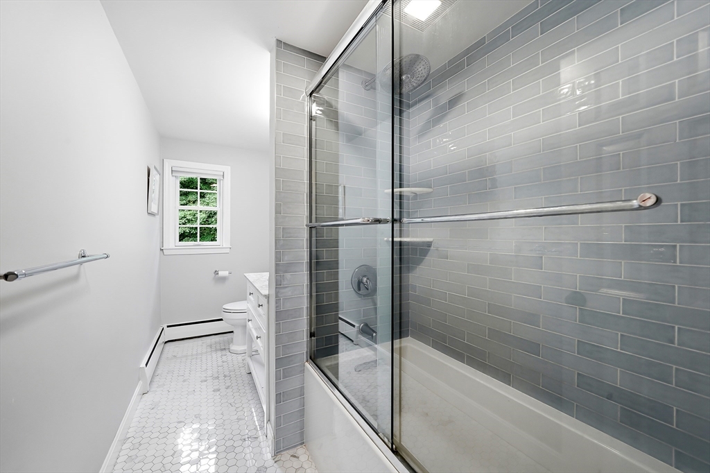 22 Hollywood Road Winchester, MA 01890 - Photo 25 of 39
