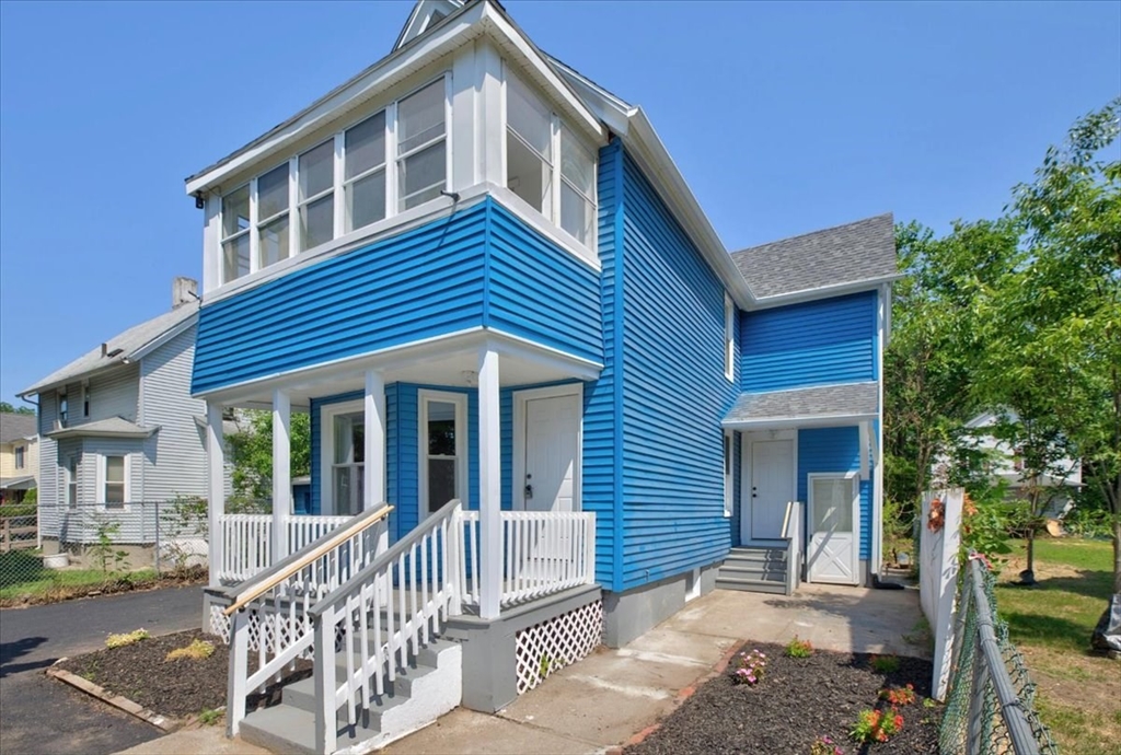 58 Greene Street Springfield, MA 01109 - Photo 5 of 41