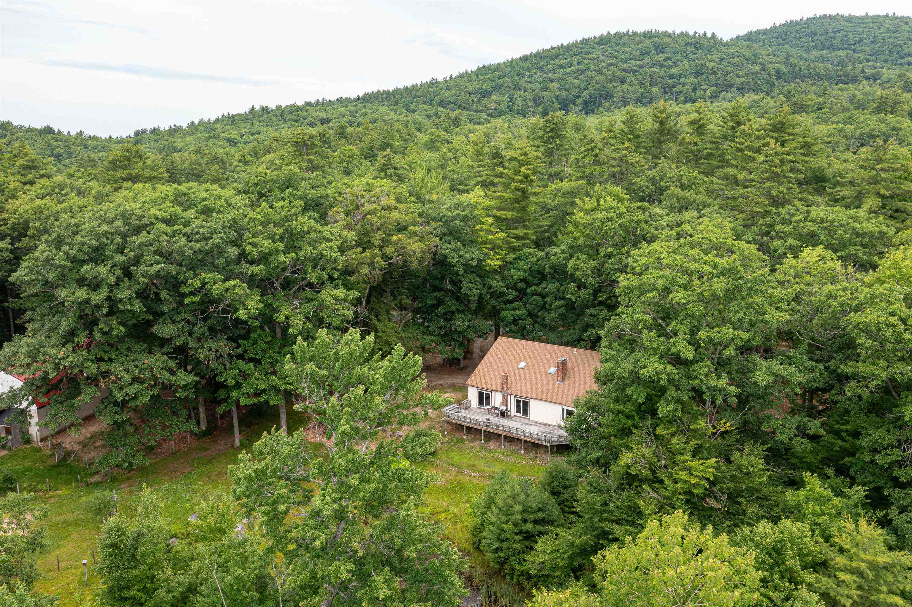 90 Champion Hill Road Effingham, NH 03882 - Photo 4 of 60 Gallery Image 4