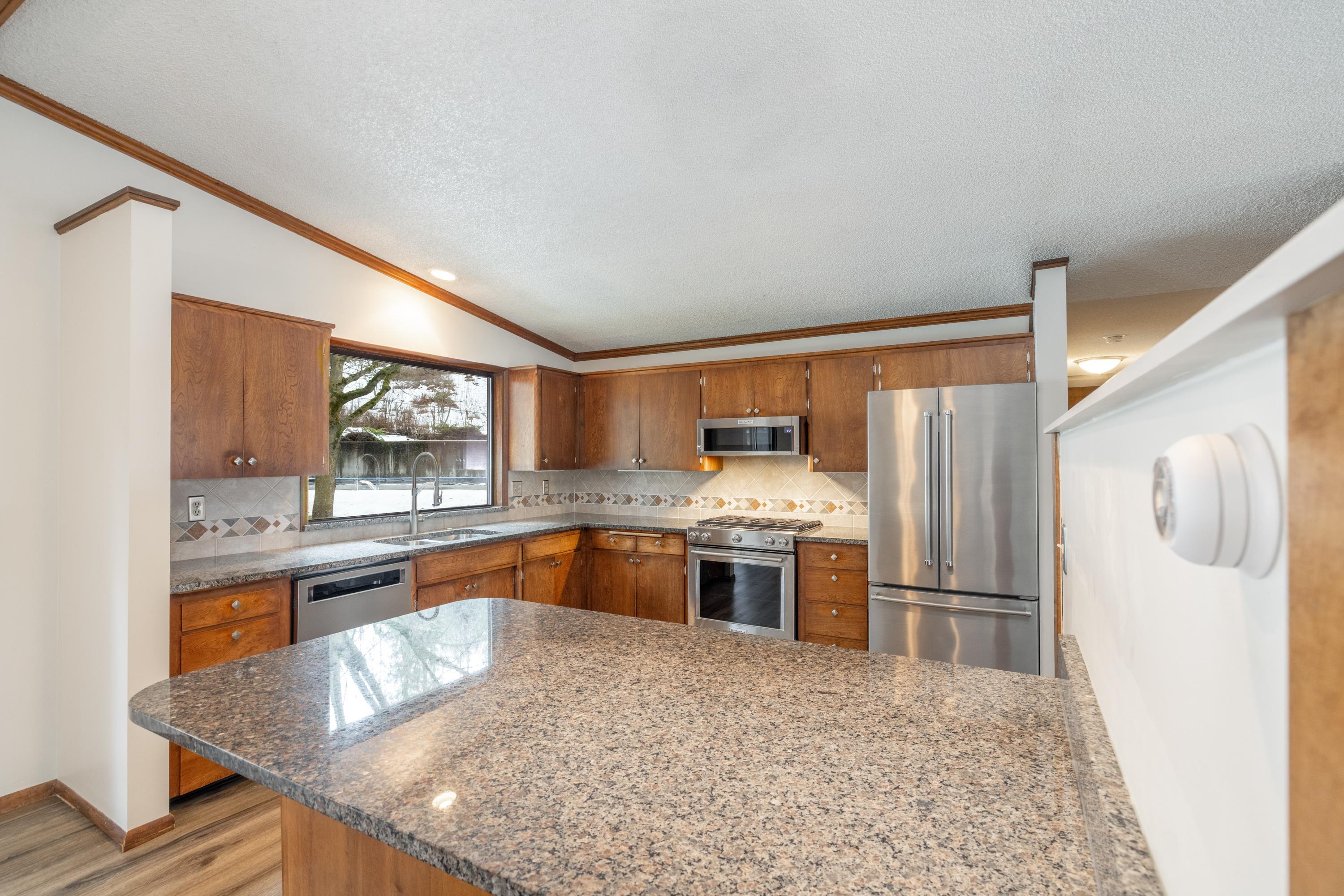 12704 East Apache Pass Road Spokane Valley, WA 99206 - Photo 10 of 38 Gallery Image 10