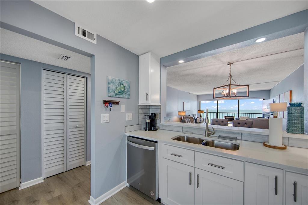 15000 Gulf Boulevard, Unit 602 Madeira Beach, FL 33708 - Photo 13 of 42
