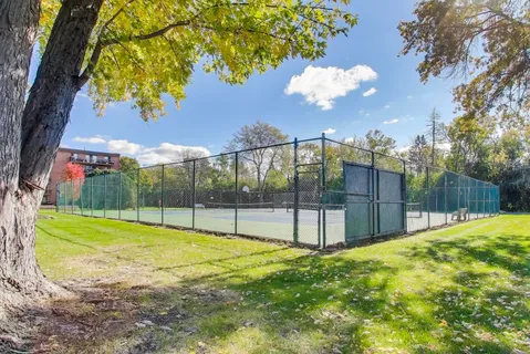 $269,000 | 6443 Clarendon Hills Road, Unit 100D, Willowbrook, IL 60527