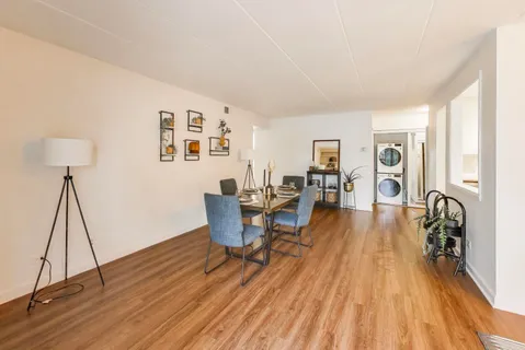 $269,000 | 6443 Clarendon Hills Road, Unit 100D, Willowbrook, IL 60527