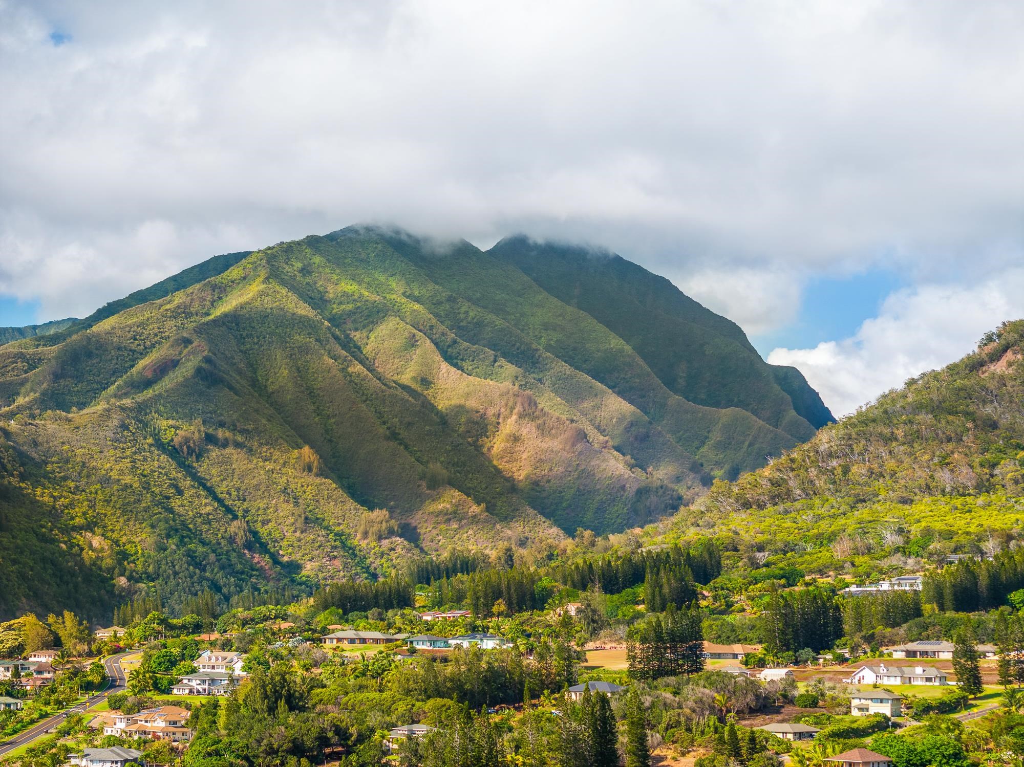 2074 Puuohala Road Wailuku, HI 96793 - Photo 37 of 37 a view of swimming pool and mountain