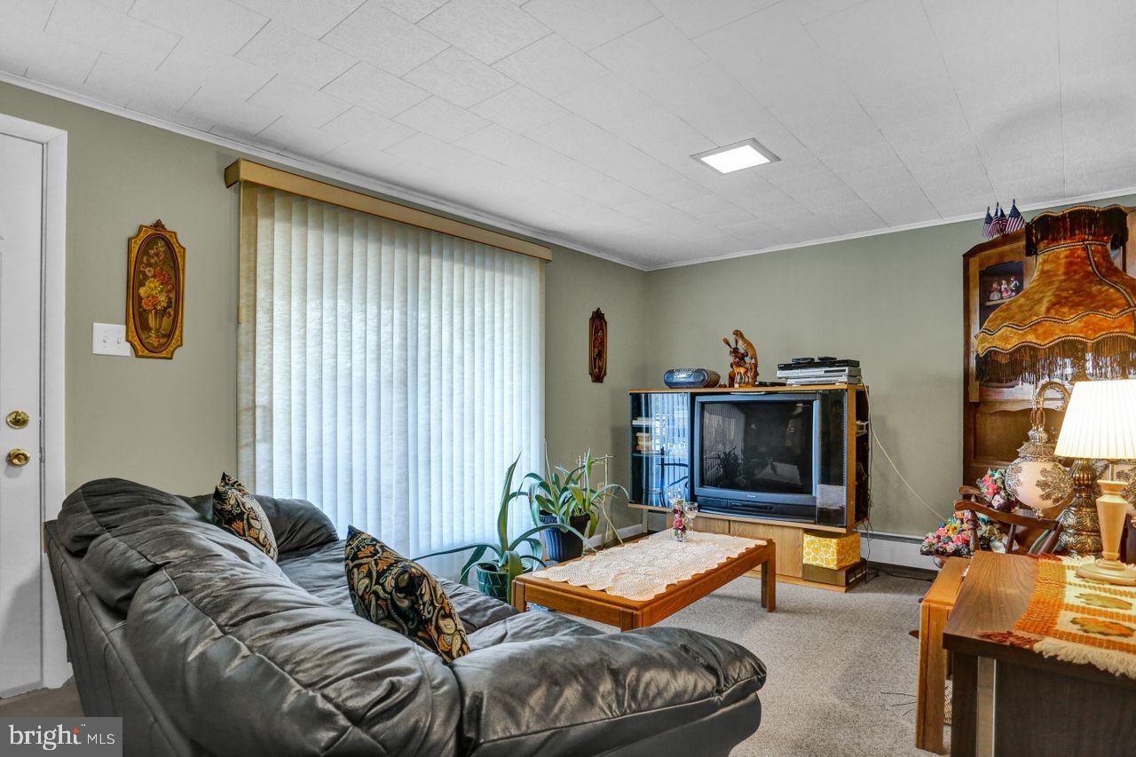 3046 Red Oak Road Reading, PA 19605 - Photo 21 of 26 Gallery Image 21