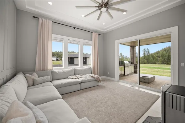 $999,900 | 16215 West Coulee Hite Road, Spokane, WA 99224