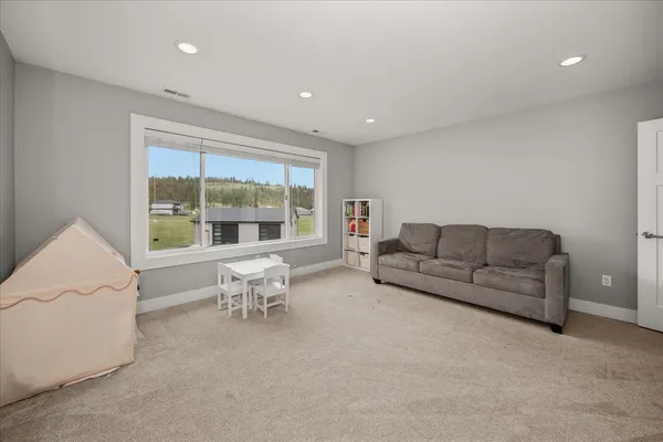 $999,900 | 16215 West Coulee Hite Road, Spokane, WA 99224