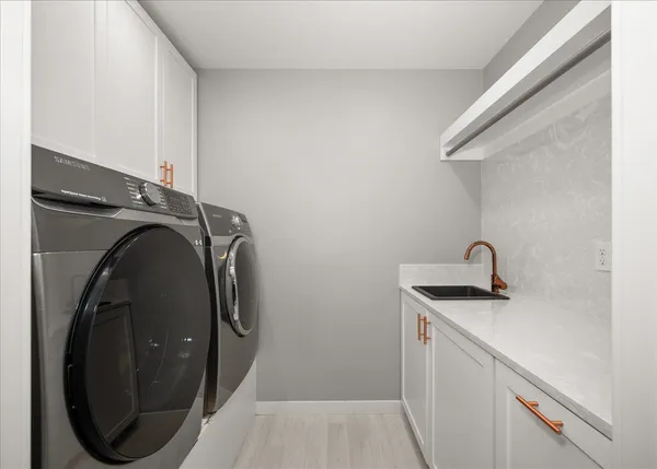 $999,900 | 16215 West Coulee Hite Road, Spokane, WA 99224