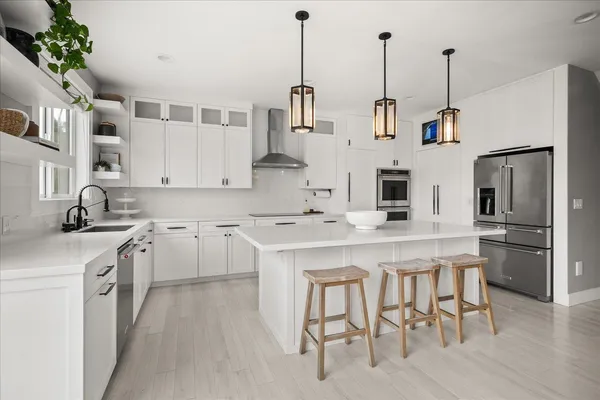 $999,900 | 16215 West Coulee Hite Road, Spokane, WA 99224