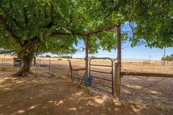$680,000 | 20050 Plains Drive, Red Bluff, CA 96080