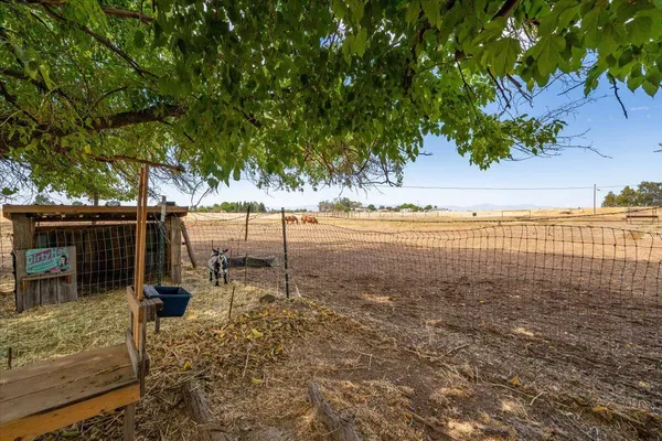 $680,000 | 20050 Plains Drive, Red Bluff, CA 96080