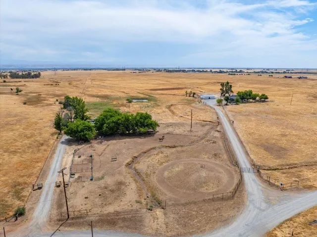 $694,000 | 20050 Plains Drive, Red Bluff, CA 96080
