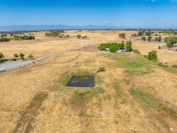 $680,000 | 20050 Plains Drive, Red Bluff, CA 96080