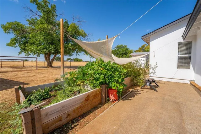 $694,000 | 20050 Plains Drive, Red Bluff, CA 96080