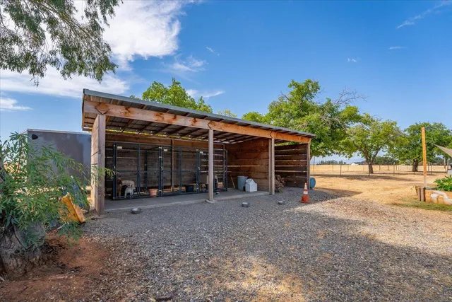 $694,000 | 20050 Plains Drive, Red Bluff, CA 96080