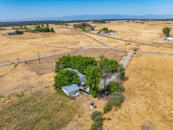 $680,000 | 20050 Plains Drive, Red Bluff, CA 96080
