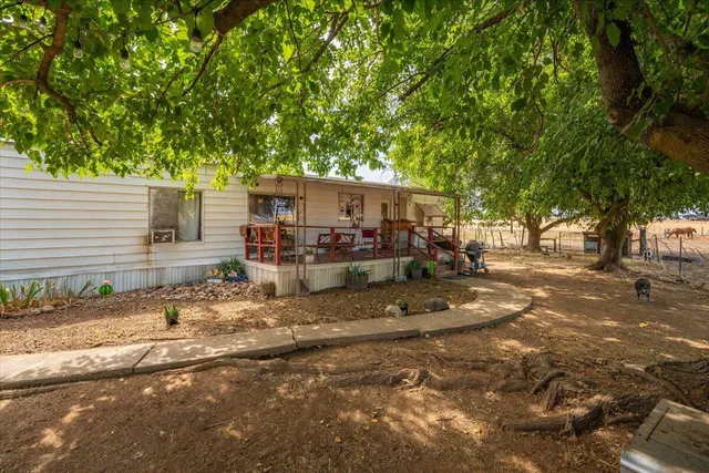 $694,000 | 20050 Plains Drive, Red Bluff, CA 96080