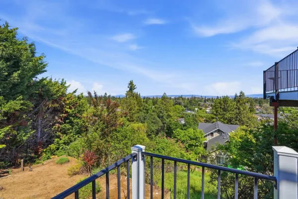 $4,500 | 531 Upland Road, Redwood City, CA 94062