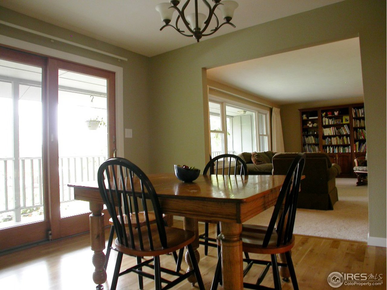 8863 Walker Road Niwot, CO 80503 - Photo 5 of 18 Dining Room View 1