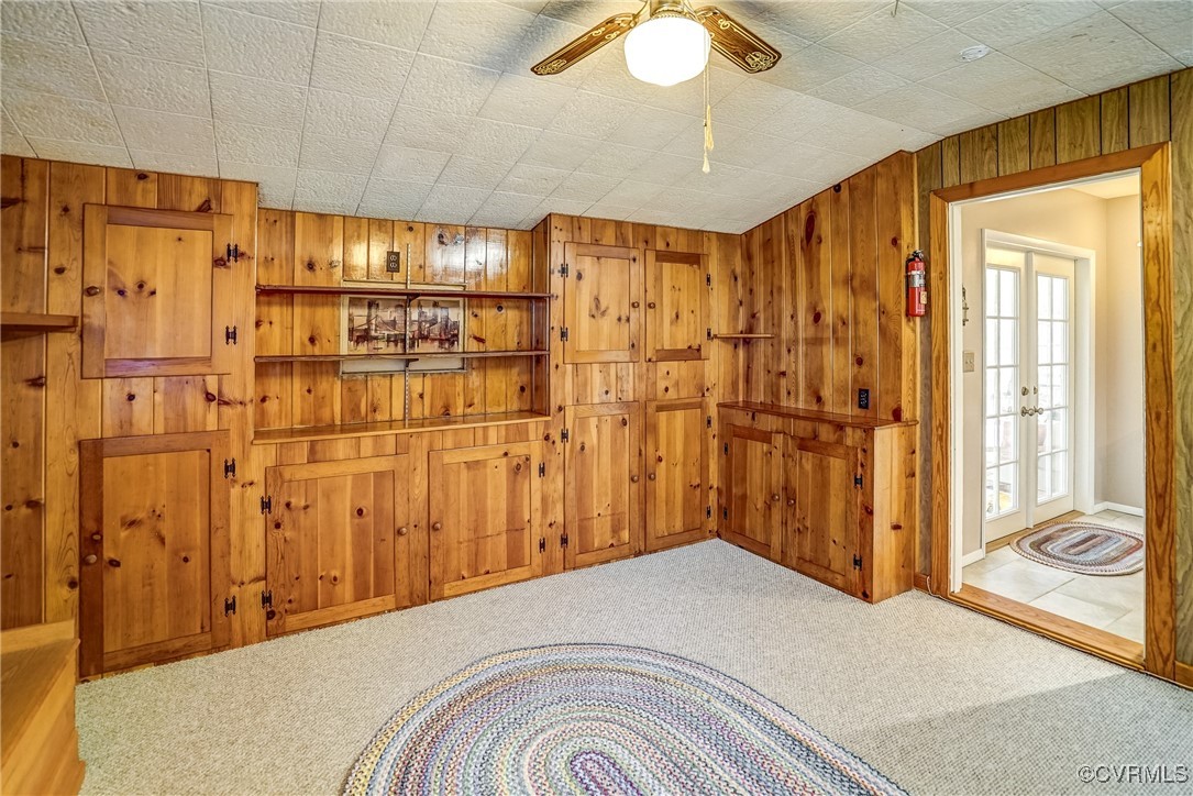 2124 Tarleton Drive Charlottesville, VA 22901 - Photo 22 of 45 a bedroom with a bed and a chandelier