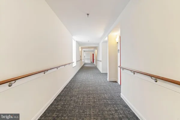 $999 | 7040 Oxford Avenue, Unit 103, Philadelphia, PA 19111