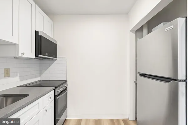 $999 | 7040 Oxford Avenue, Unit 103, Philadelphia, PA 19111