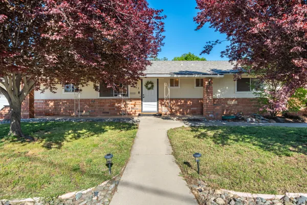 $329,000 | 5802 Mountain View Drive, Redding, CA 96003
