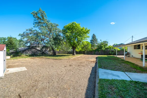 $329,000 | 5802 Mountain View Drive, Redding, CA 96003