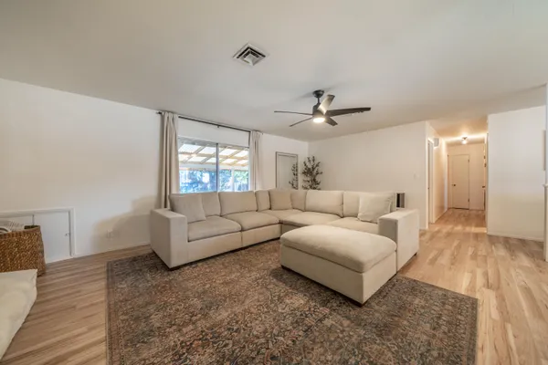 $329,000 | 5802 Mountain View Drive, Redding, CA 96003