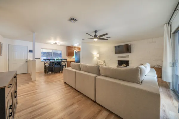 $329,000 | 5802 Mountain View Drive, Redding, CA 96003