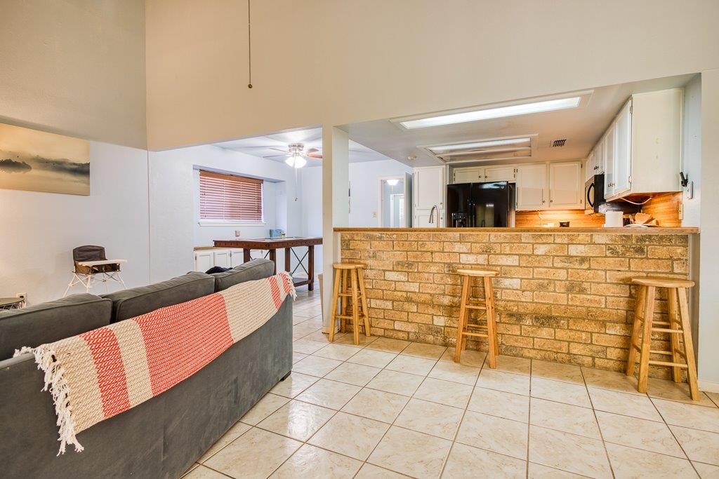 906 St Christopher Street Corpus Christi, TX 78418 - Photo 19 of 40