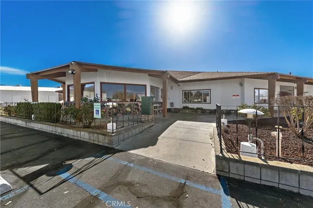 a view of a outdoor space