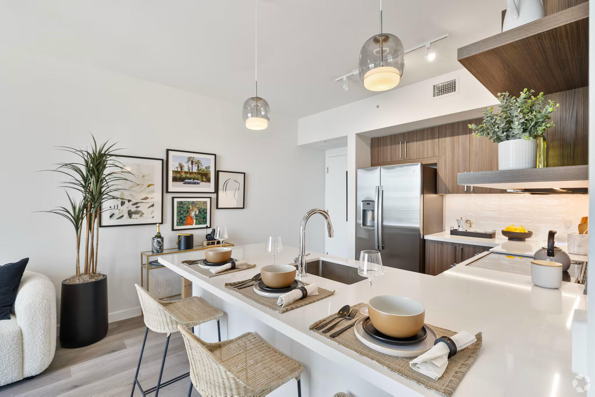 201 Southwest 10th Street, Unit 2201 Miami, FL 33130 - Photo 13 of 17 a kitchen with a table and chairs in it