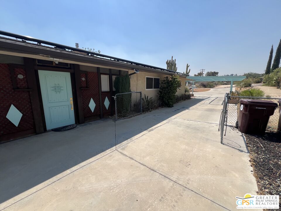 Undisclosed Address Yucca Valley, CA 92284 - Photo 42 of 46 a view of a car garage