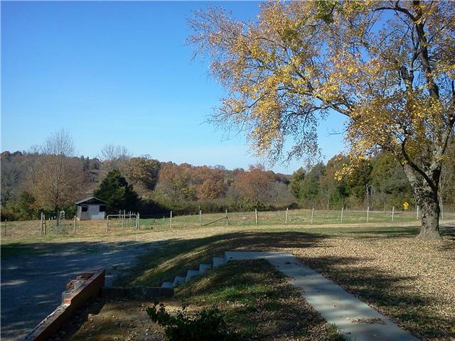 370 North Commerce Road Lebanon, TN 37090 - Photo 2 of 20 a view of a park