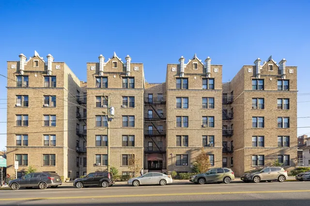 $1,900 | 2700 John F. Kennedy Boulevard, Unit 308, Jersey City, NJ 07306