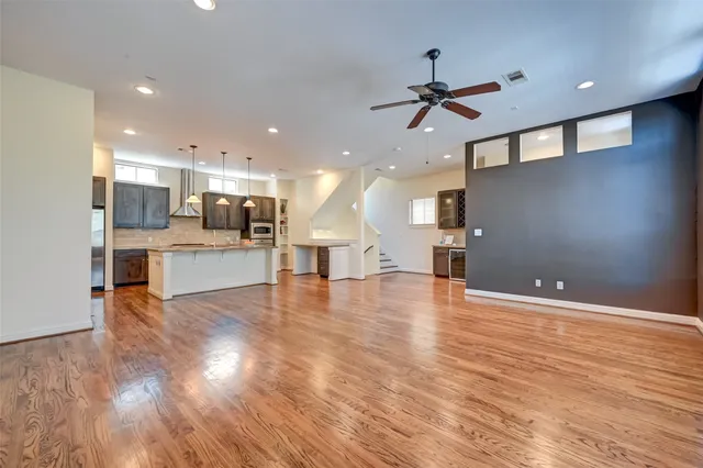 $3,000 | 5211 Eigel Street, Unit C, Houston, TX 77007