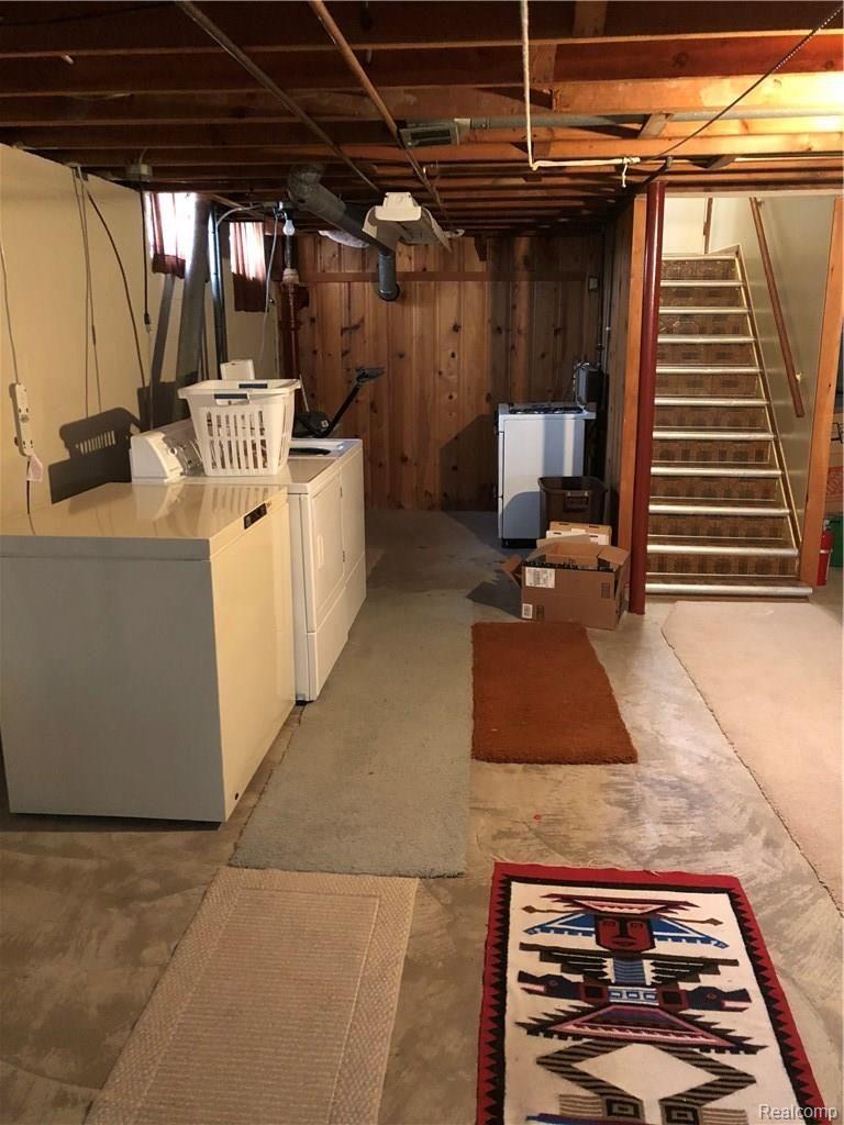 9384 Allen Road Allen Park, MI 48101 - Photo 44 of 44 oe6qu1G3QcqSDP%w53bisA.jpg