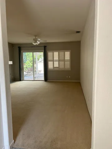 $2,700 | 110 Eastbrook Way, Sacramento, CA 95835